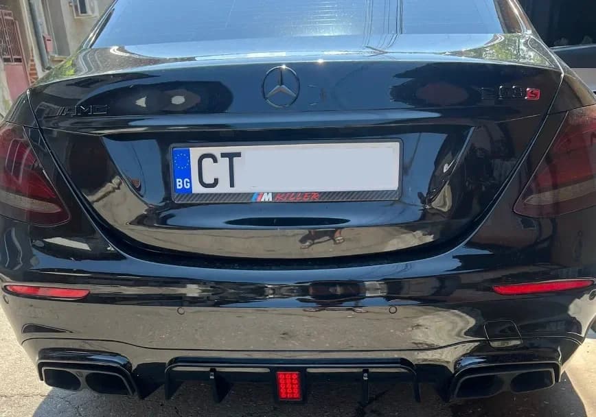 Mercedes рамка с UV печат — монтаж на кола — персонализирана рамка за регистрационен номер с UV печат от NameYourCar.store