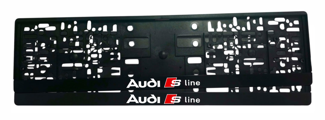 Рамка за регистрационен номер Audi S-Line v3 — надпис AUDI с червена S емблема и line, официалният знак на спортната линия, UV печат със защитен лак