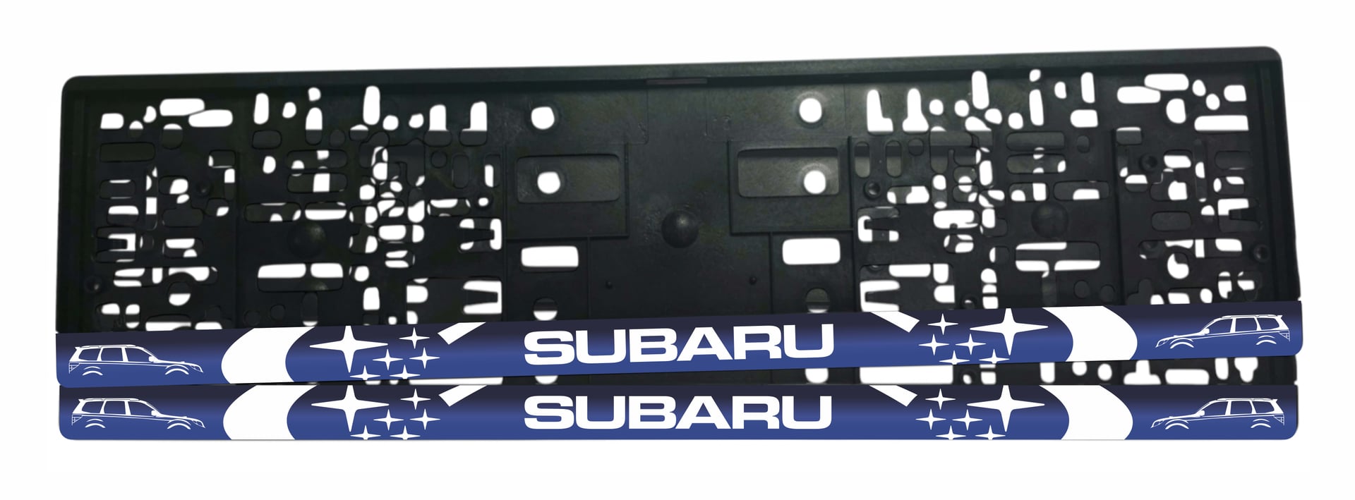 Рамка за регистрационен номер Subaru Forester с мат син фон, звезди, лакиран бял надпис SUBARU и бели силуети на Subaru Forester от двете страни — UV печат със защитен лак