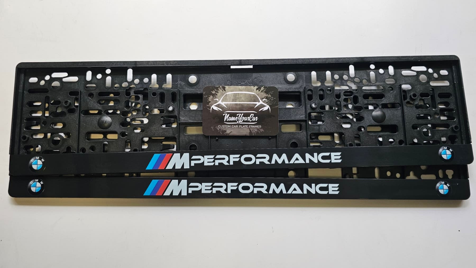 M Performance Kennzeichenrahmen-Set, Studiofoto — Kennzeichenrahmen für BMW
